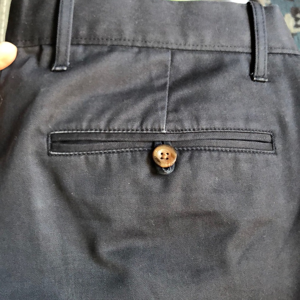 Gap navy khaki pants - Picture 5 of 5